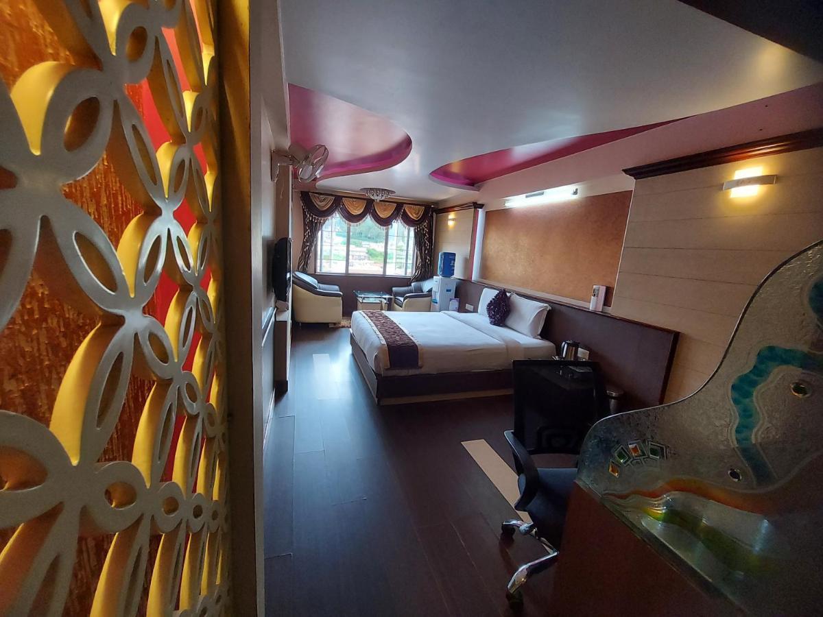 Astoria Residency Hotel Ooty Exterior photo