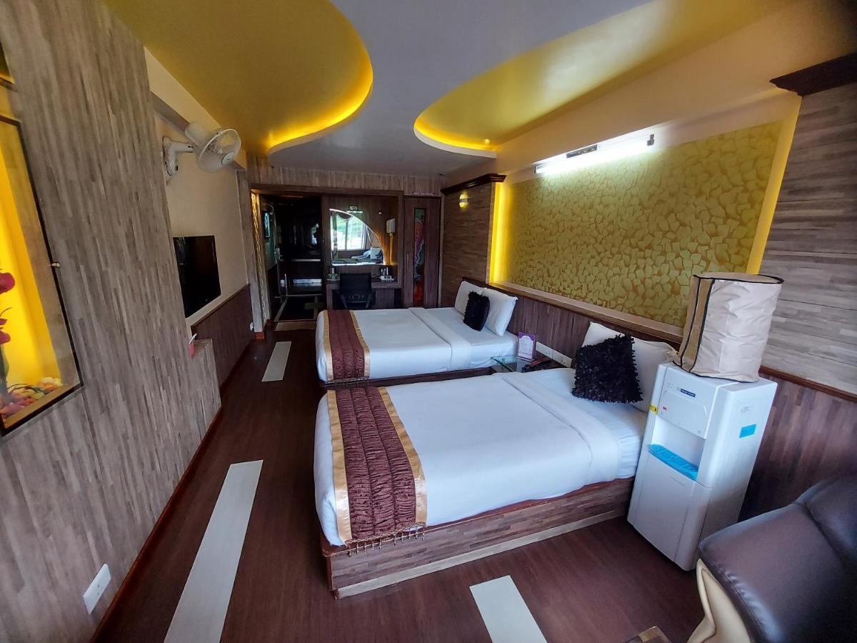Astoria Residency Hotel Ooty Exterior photo
