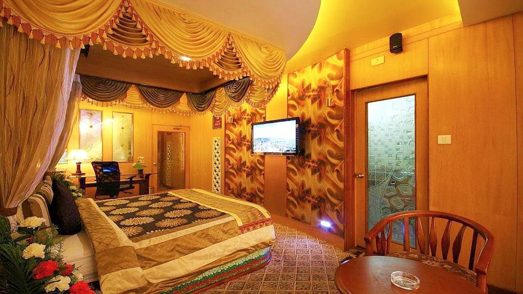Astoria Residency Hotel Ooty Exterior photo