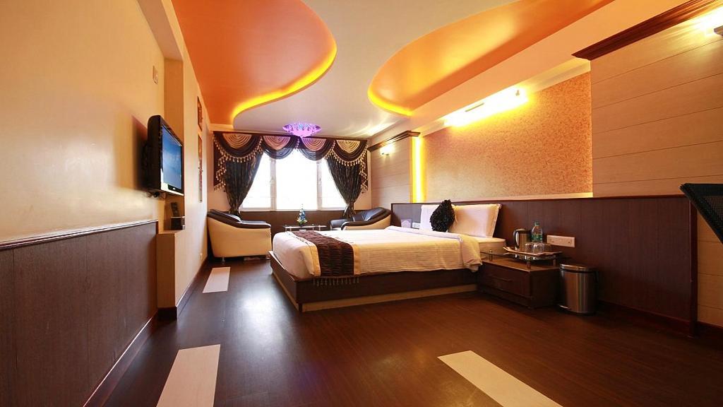 Astoria Residency Hotel Ooty Exterior photo